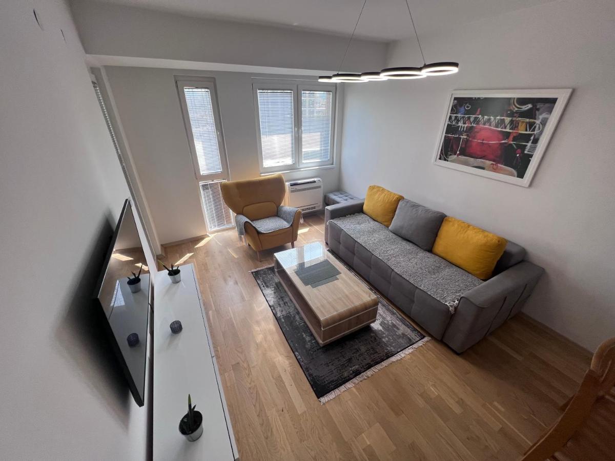 Urban Apartment 斯科普里 外观 照片